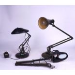 A GROUP OF THREE MID-20TH CENTURY ANGLEPOISE LAMPS (3)
