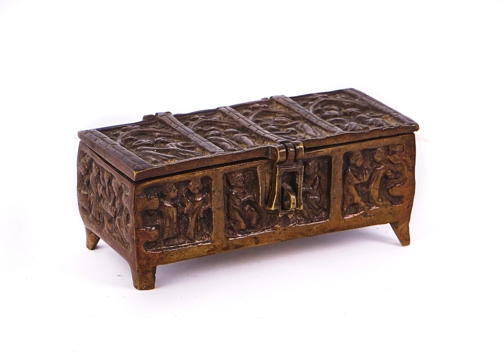 A BRONZE MEDIEVAL STYLE RELIQUARY CASKET