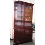 A VICTORIAN MAHOGANY DISPLAY CABINET CUPBOARD