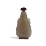 A CHINESE JADE SNUFF BOTTLE