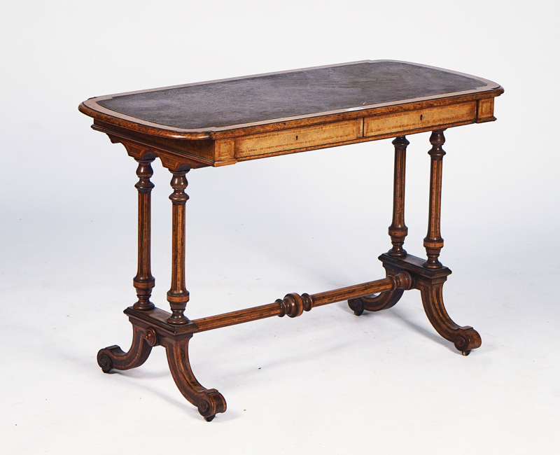 A VICTORIAN KINGWOOD BANDED WALNUT ROUNDED RECTANGULAR CENTRE TABLE