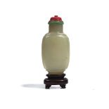 A CHINESE JADE SNUFF BOTTLE