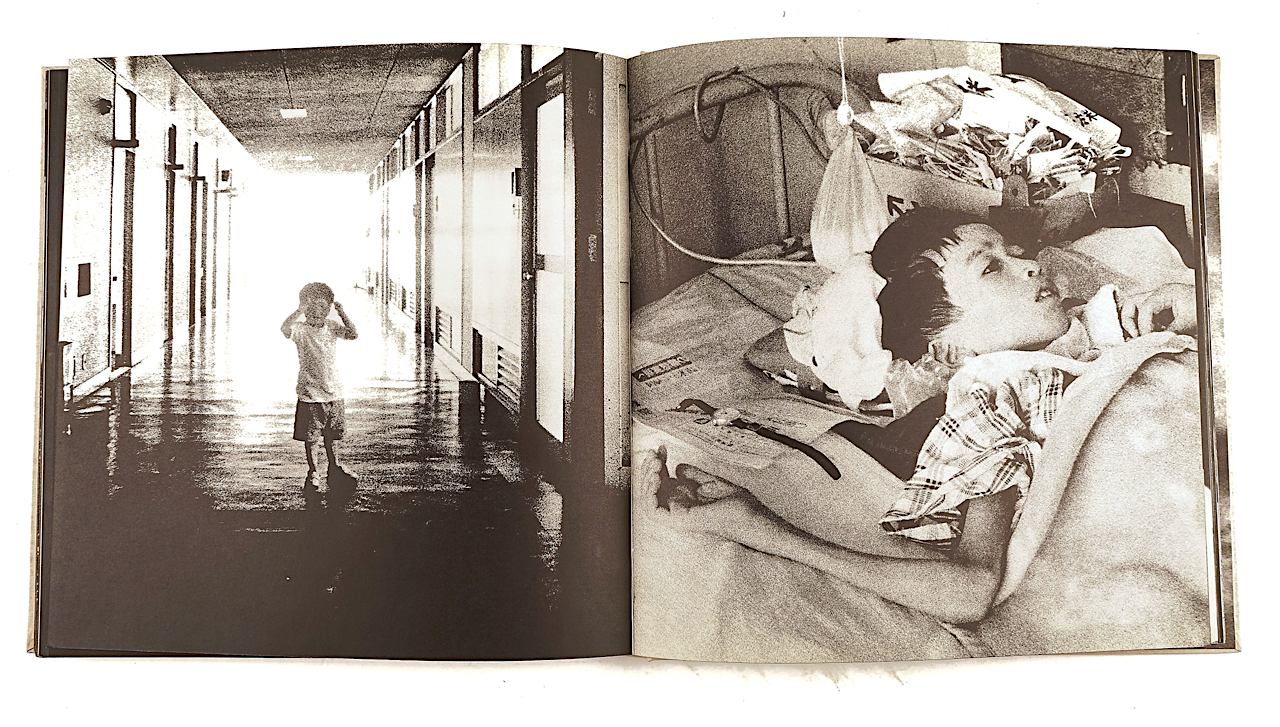 TOMATSU, Shoumei (1930-2012, photographer), Ken DOMON (1909-90, photographer), and others.... - Image 5 of 8