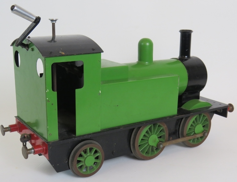 A professionally engineered scratch built mechanical steam locomotive with ride on tender. - Image 8 of 8