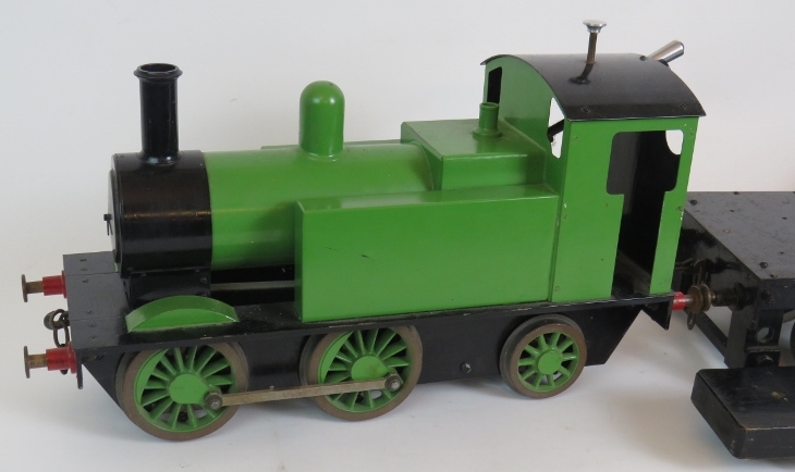A professionally engineered scratch built mechanical steam locomotive with ride on tender. - Image 2 of 8