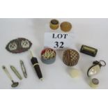 A lot of small antique collectables including thimble cases, an inlaid horn snuff box,