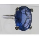 Colour change flourite gemstone ring, 16