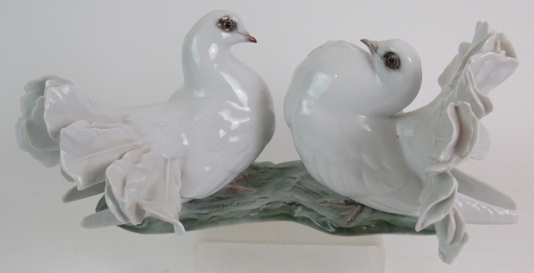 A Rosenthal porcelain figure of a pair o - Image 3 of 8