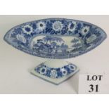 An early 19th Century blue and white ped