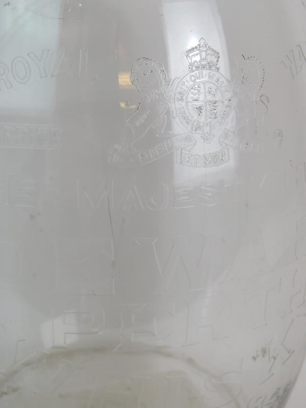 A hand blown Victorian glass Dewar's Scotch Whisky barrel with engraved royal coat of arms and - Image 4 of 7