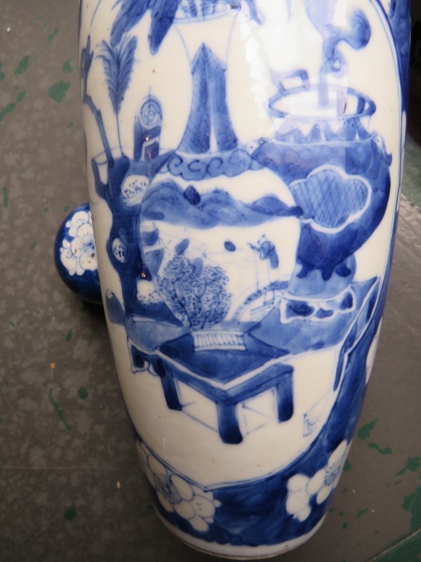 A fine Chinese antique porcelain covered vase decorated in the Kangxi style, probably 19th - Bild 15 aus 17