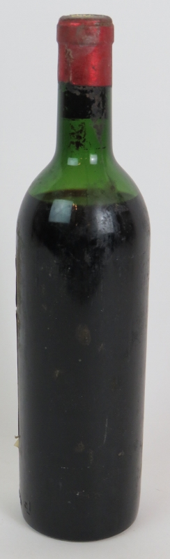 One bottle of Chateau Longueville 1959, Pauilac Medoc, Baron Pichon Longueville. Condition report: - Image 4 of 5