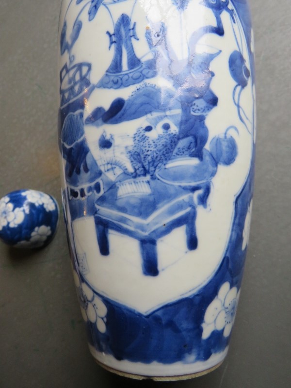 A fine Chinese antique porcelain covered vase decorated in the Kangxi style, probably 19th - Bild 12 aus 17