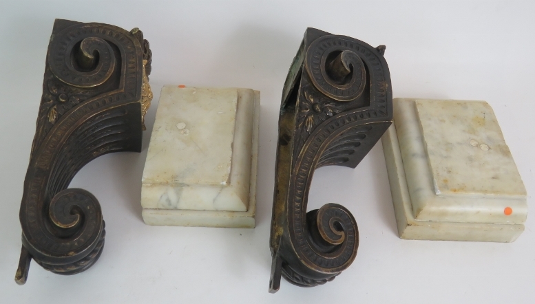 A pair of antique heavy bronze and marble wall corbels, each with an Ormulu acanthus centre and of - Image 3 of 8