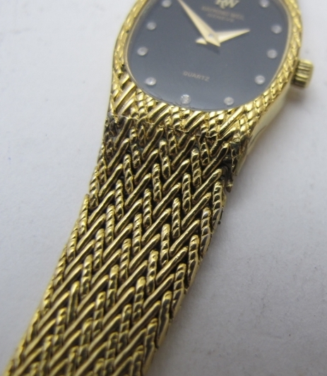 Two Raymond Weil vintage ladies wristwatches, a large oval agate brooch, a yellow metal link - Image 4 of 6