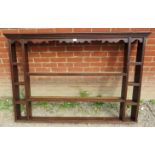 A good quality reproduction solid oak Georgian style oak plate rack. 110cm high x 164cm wide x