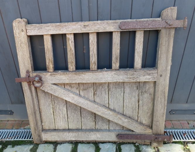 A nicely weathered oak framed gate complete with hinge and latch. - Image 2 of 2