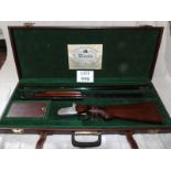 Twin barrel set over-and-under 12g shotgun by Lincoln to David Nickerson English spec, Ser No