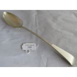 A Georgian 18th century silver basting spoon, London 1795, maker WE. Weight 121 grams, measures 11.5