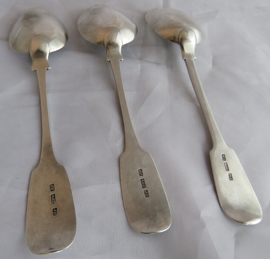 3 early C19th Scottish Aberdeen silver fiddle pattern dessert spoons. 2 maker JP - James Pirie, - Image 4 of 7