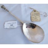 An 18th century rare Charles I silver seal top spoon, impressed provincial mark to bowl, circa 1640,