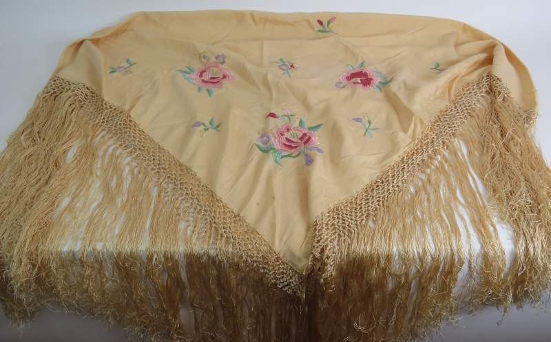 A vintage Chinese silk hand embroidered shawl, a silk jacket, monogrammed silk scarf, silk pyjama - Image 5 of 5