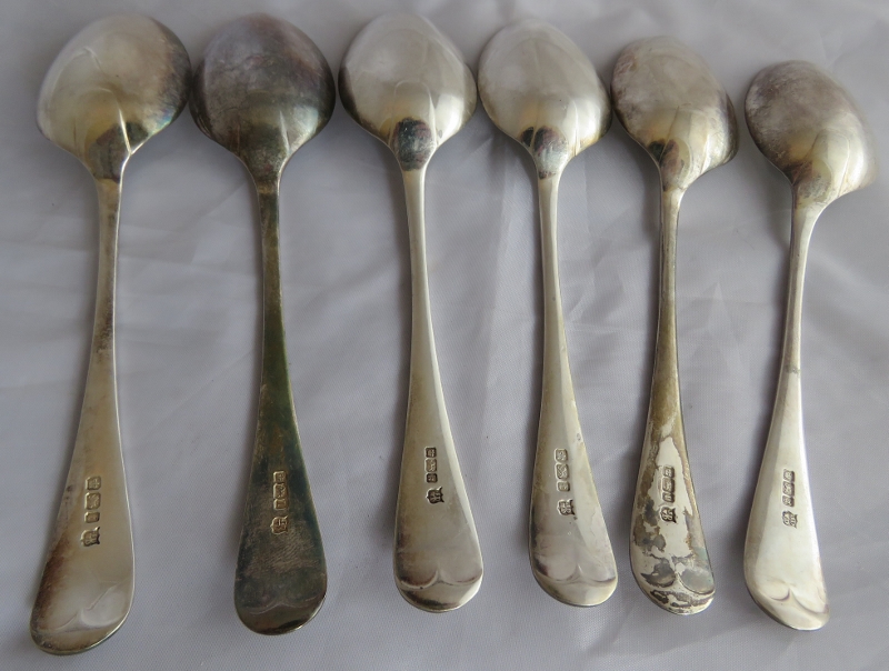 Set of 6 silver dessert spoons, maker James Deakin & Sons, various dates Sheffield 1898 - 1903. - Image 4 of 7