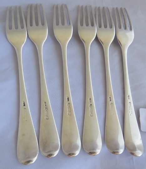 A set of 6 silver C18th dessert forks, London 1783, maker George Smith III. Total weight 235 - Image 3 of 6