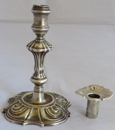 A George III silver taperstick with detachable sconce, London 1744, maker Thomas Whipham. Weight 155 - Image 3 of 7