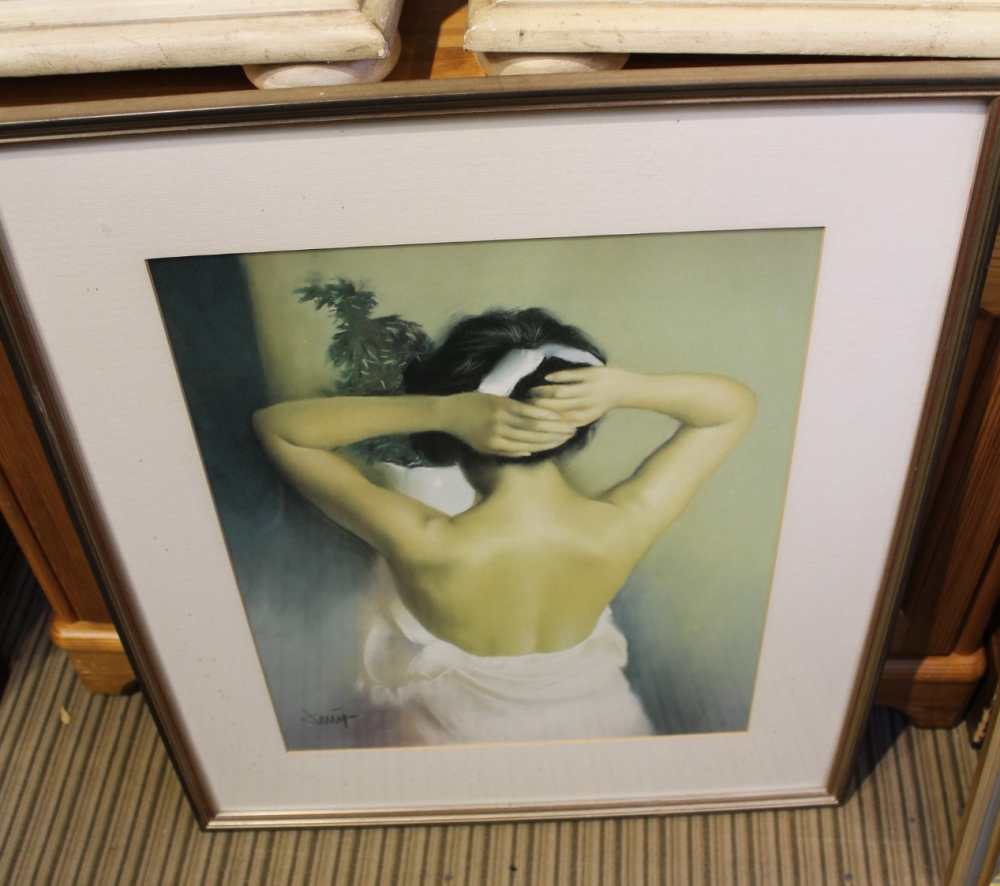 A GOOD SELECTION OF DECORATIVE PICTURES & PRINTS to include signed limited editions - Image 3 of 3