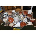 A BOX CONTAINING A SELECTION OF DOMESTIC POTTERY & GLASSWARE VARIOUS