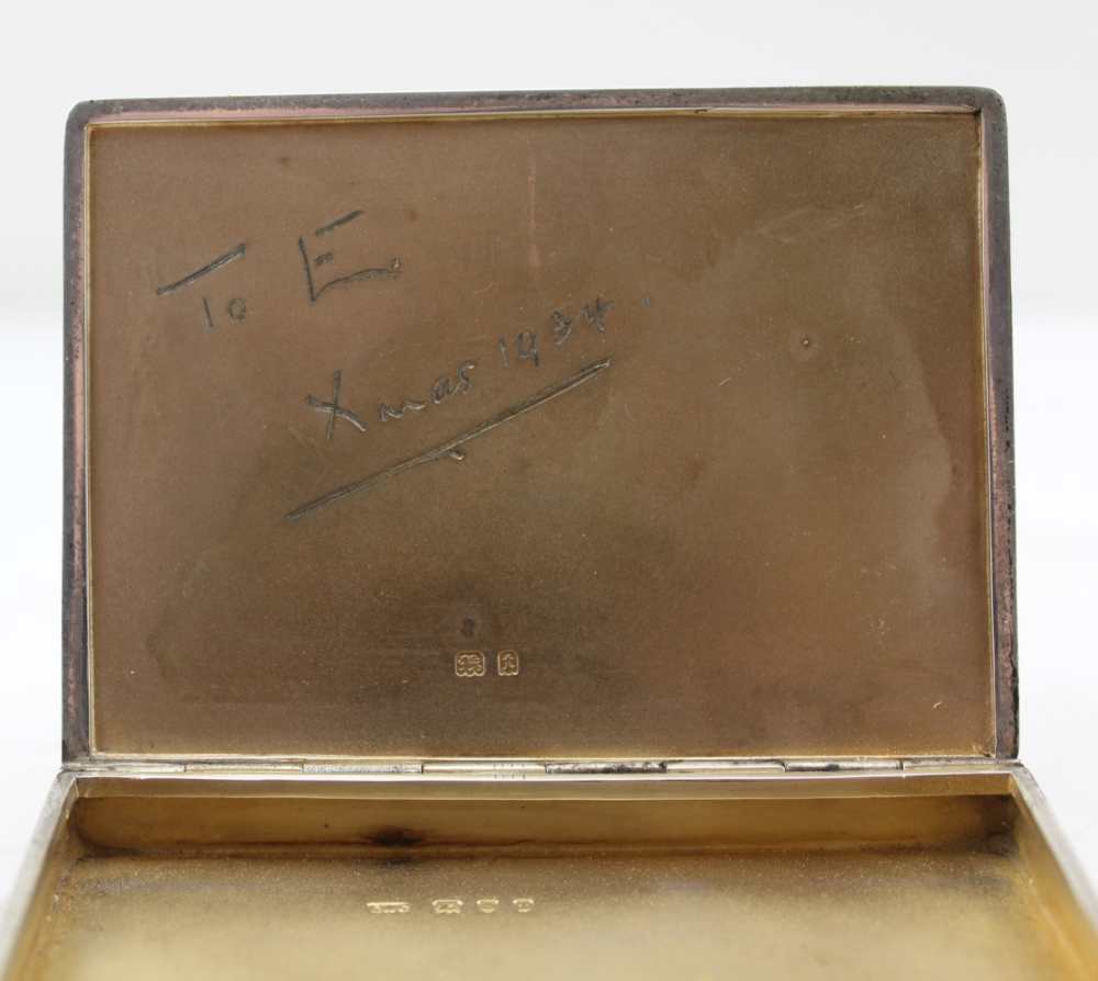 COHEN & CHARLES An Art Deco silver rectangular box, engine turned decoration, gilded interior, 8cm x - Image 4 of 6