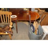 A 19TH CENTURY INLAID MAHOGANY OVAL DINING TABLE, having two 'D' shaped end pieces, with single