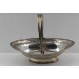 DUNCAN URQUHART & NAPHTALI HART, A GEORGE II ELLIPTICAL SILVER BON-BON BASKET, swing handle, 1801,