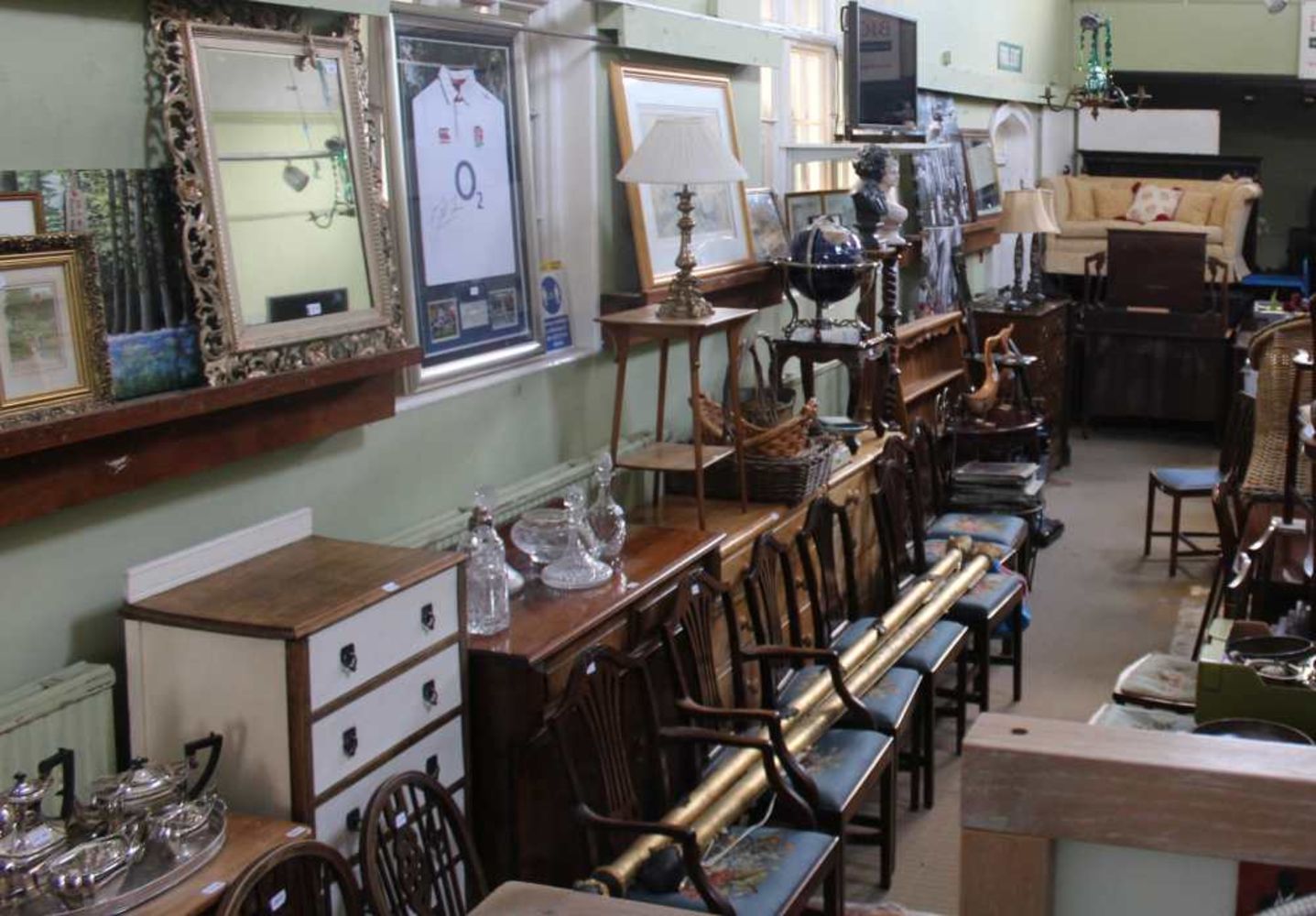 Home Furnishing & Collectables