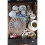 A BOX CONTAINING A SELECTION OF POTTERY to include Wedgwood & other leading brand names