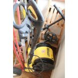 AN ELECTRIC KARCHER PRESSURE WASHER model K5.50