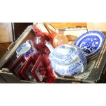 A BOX CONTAINING A SELECTION OF DOMESTIC POTTERY & GLASSWARE to include cranberry