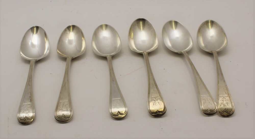 GEORGE ALDWINCKLE A set of six silver soup/tablespoons, three London 1877, three London 1882, the