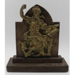 A 19TH CENTURY OR EARLIER GILDED BRONZE CAST PLAQUE / MOUNT, classically dressed woman with open