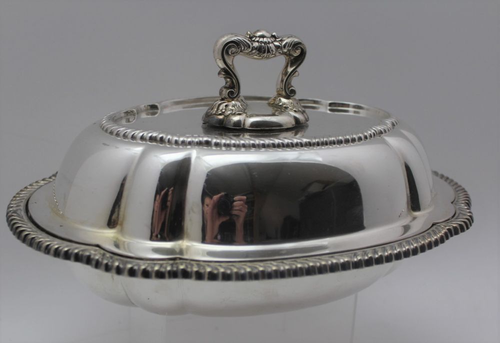 A PAIR OF SILVER PLATED CSHION FORM VEGETABLE TUREENS, serpentine gadrooned rims, the covers - Image 2 of 4