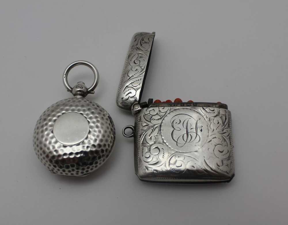 AARON LUFKIN DENNISON, AN EDWARDIAN SILVER SOVEREIGN HOLDER with ring mount, Birmingham 1908, - Image 3 of 3