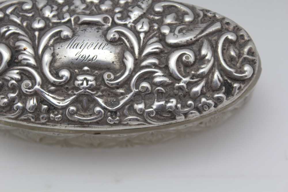 GIBSON & CO LTD, a miniature hymn book, the front mounted with an embossed silver panel, cherubs - Image 3 of 6