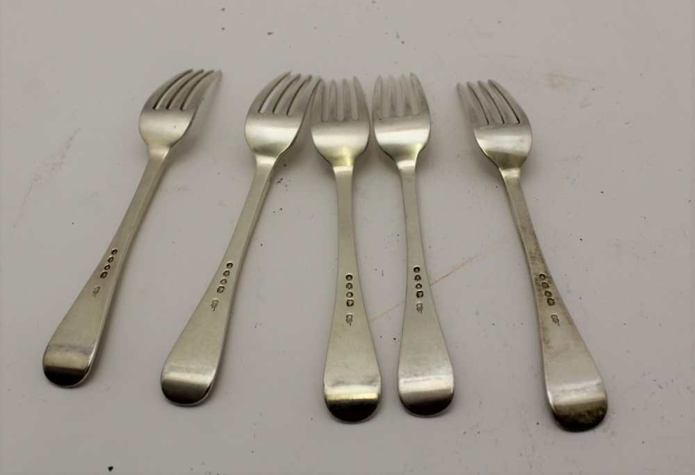 CHARLES BOYTON A set of five silver dessert forks, engraved with a spread eagle crest, London - Image 2 of 3