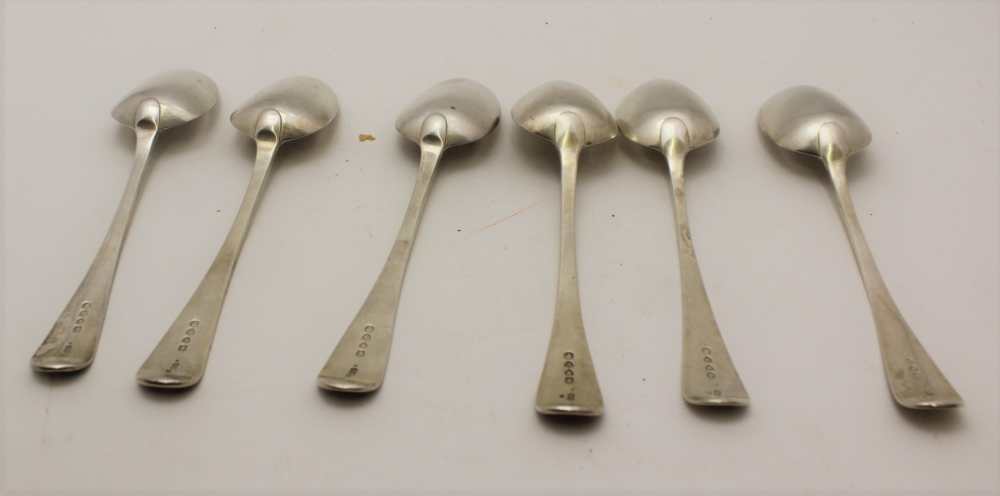 GEORGE ALDWINCKLE A set of six silver soup/tablespoons, three London 1877, three London 1882, the - Image 2 of 3