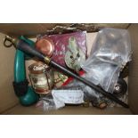 A BOX CONTAINING A SELECTION OF VARIOUS USEFUL & COLLECTABLE DOMESTIC ITEMS