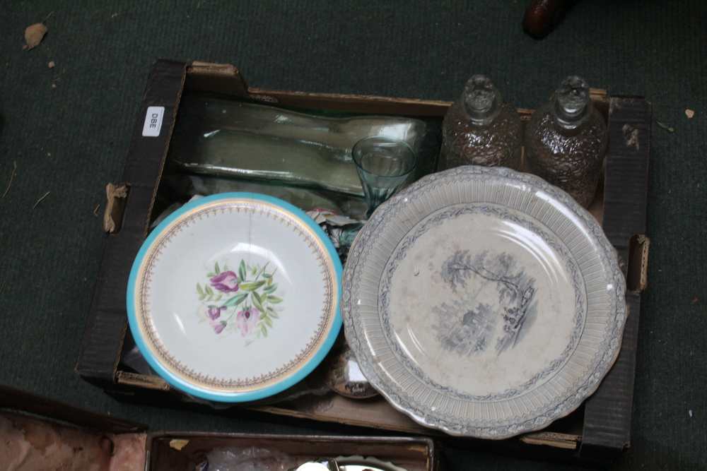 A BOX CONTAINING A SELECTION OF MIXED CHINA & GLASSWARE together with a tanned suitcase containing a - Image 2 of 3