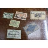 A SELECTION OF COLLECTABLE PAPER MONEY