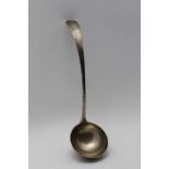 HOSIAH WILLIAMS & CO. AN EDWARDIAN SILVER SOUP LADLE, London 1904, bears engraved crest, weight;