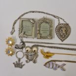 A selection of various Jonette Jewellery and other jewellery to include necklaces, earrings, etc and